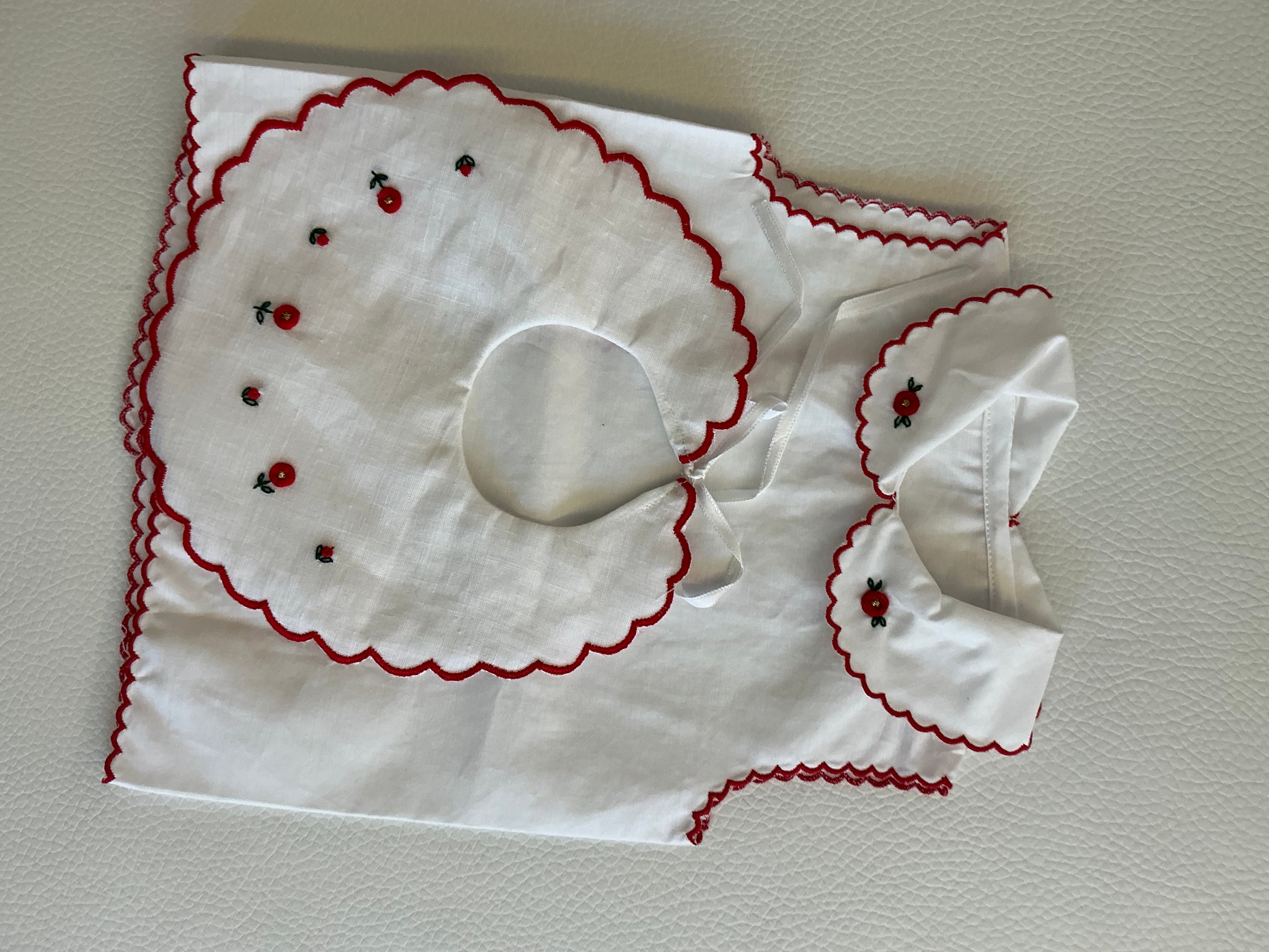 Top and Bib roses - Newborn